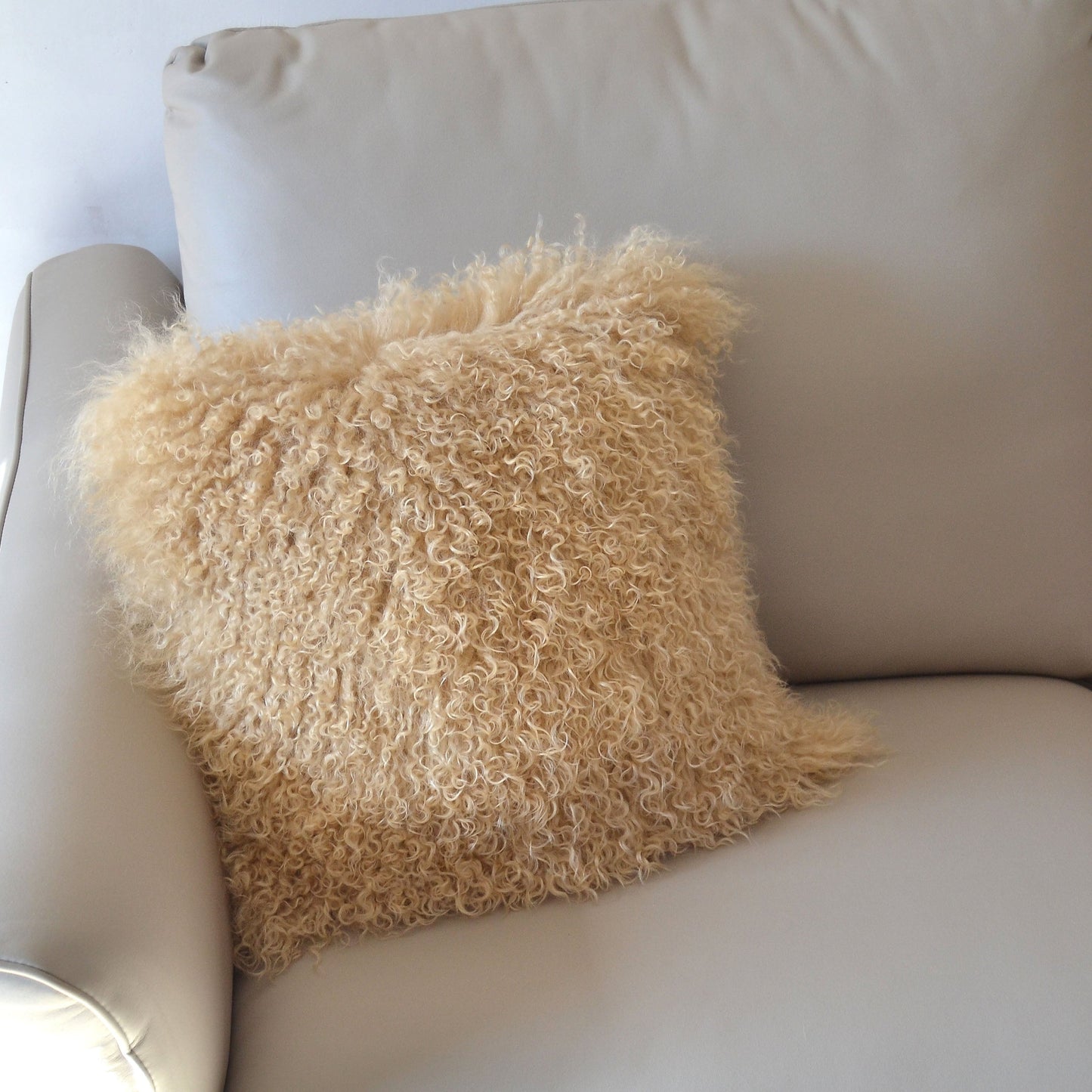 Housse de coussin en fourrure d'agneau tibétaine/mongole noire