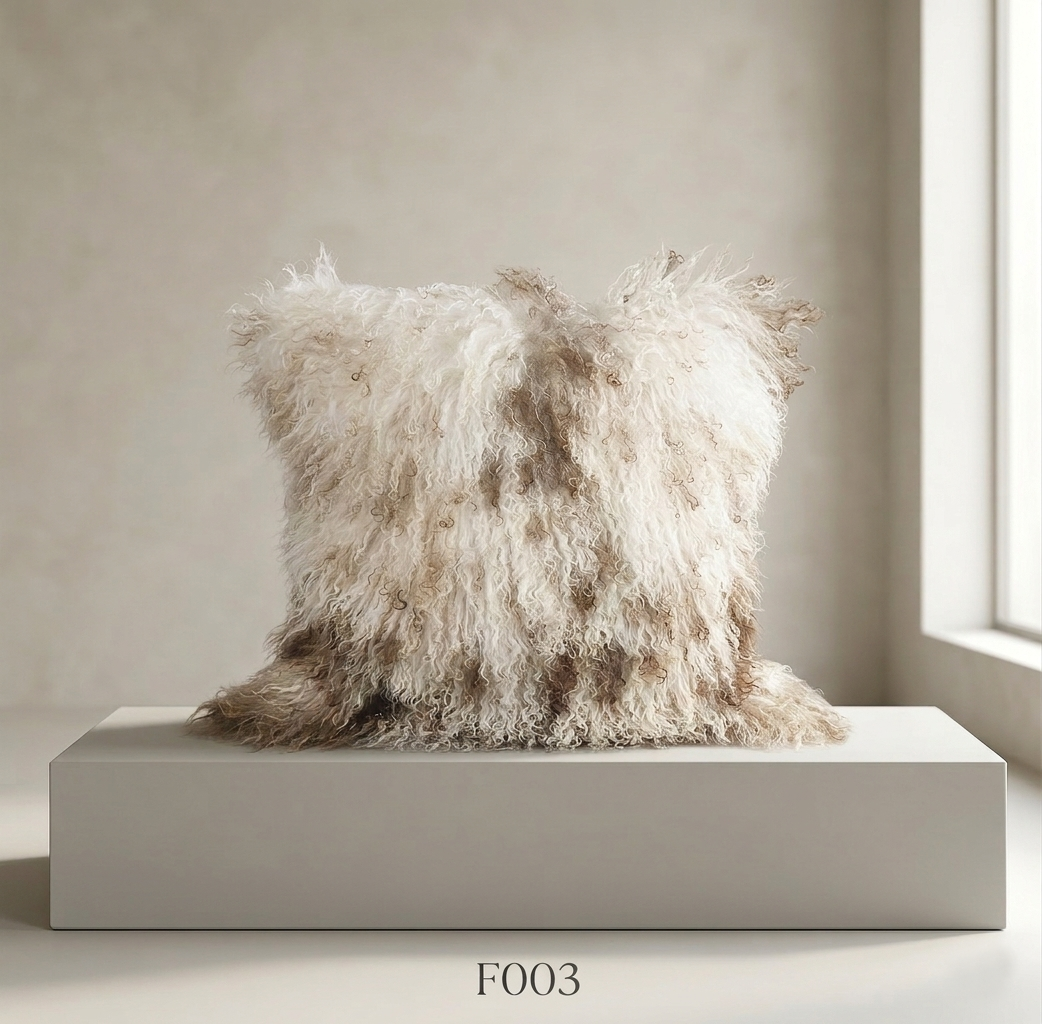 Housse de Coussin en Fourrure d'Agneau Tibétaine/Mongole Kaki 