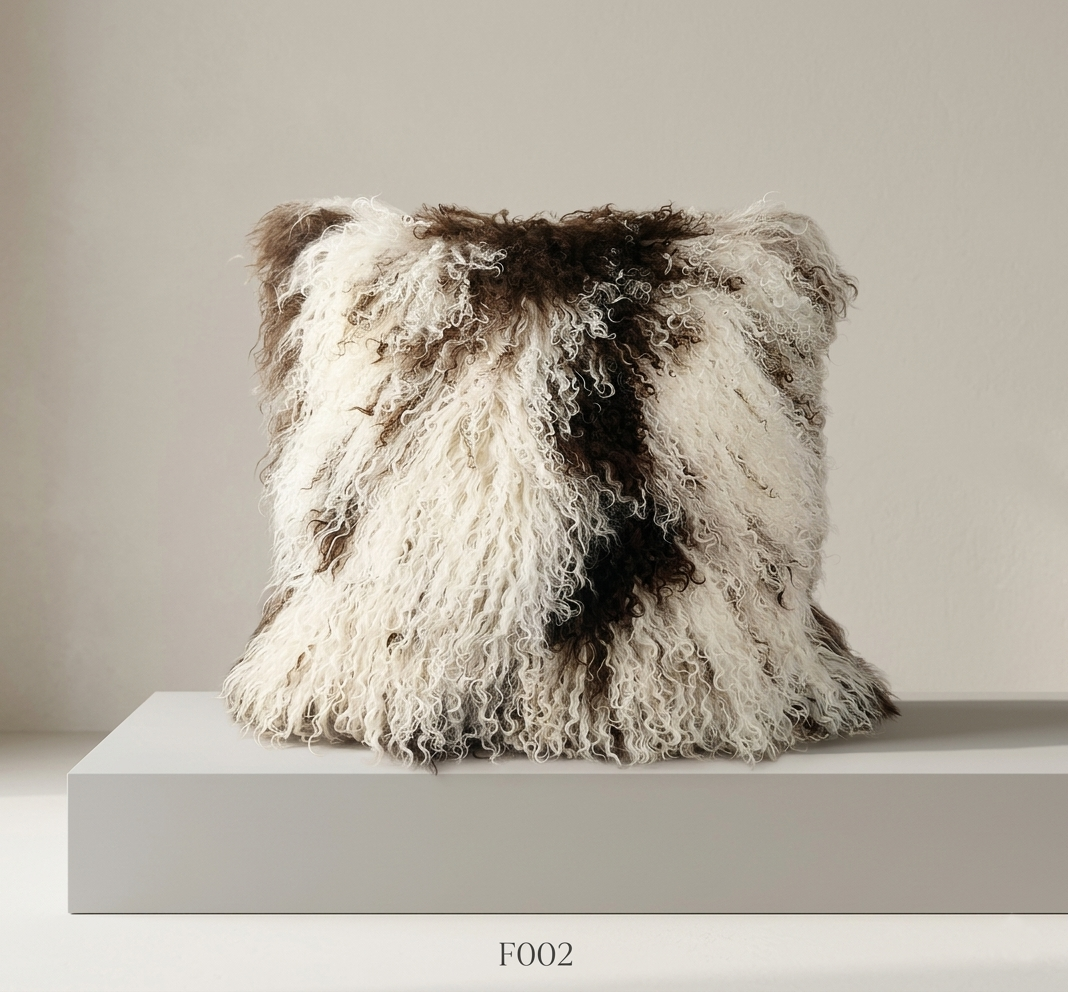 Housse de Coussin en Fourrure d'Agneau Tibétaine/Mongole Kaki 