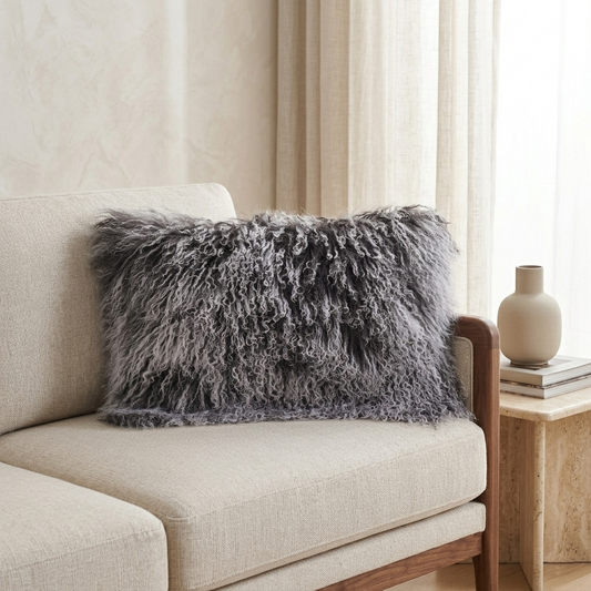 Housse de coussin en fourrure d'agneau tibétaine/mongole noire 