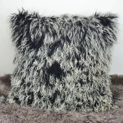 Housse de coussin en fourrure d'agneau tibétaine/mongole noir givré 